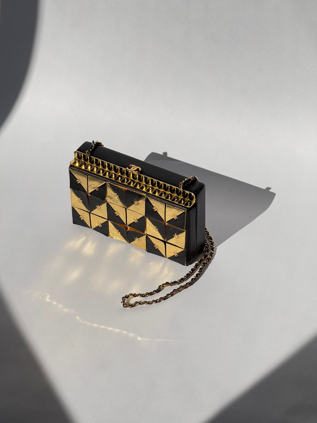 Chanel 19A Egypt Gold Lambskin Minaudiere Crossbody Black Gold 2019