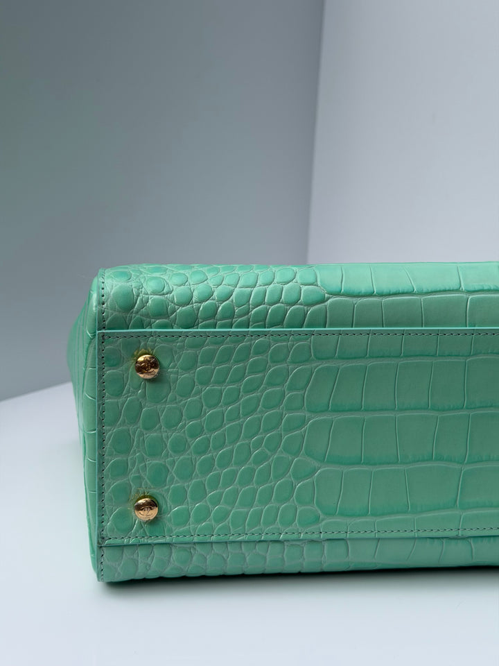Chanel Small Shopping Bag Crocodile Embossed Calfskin Green 2026
