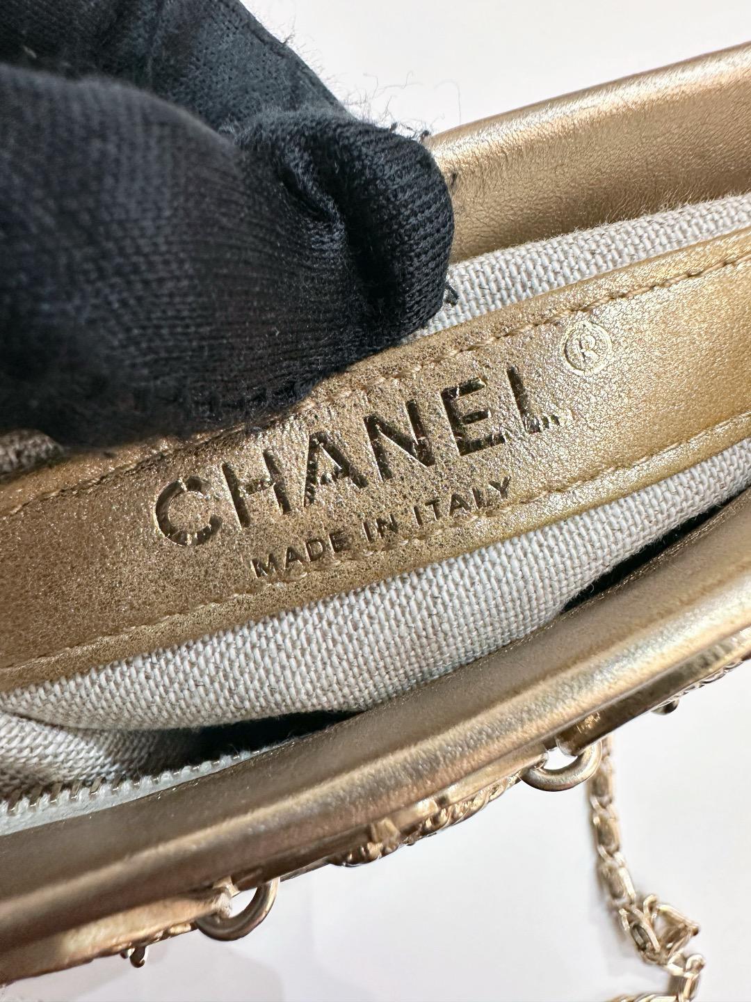 Chanel 18C Metiers D’art Gold Medallion Evening Bag