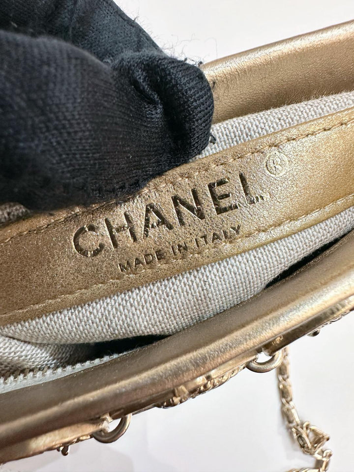 Chanel 18C Metiers D’art Gold Medallion Evening Bag