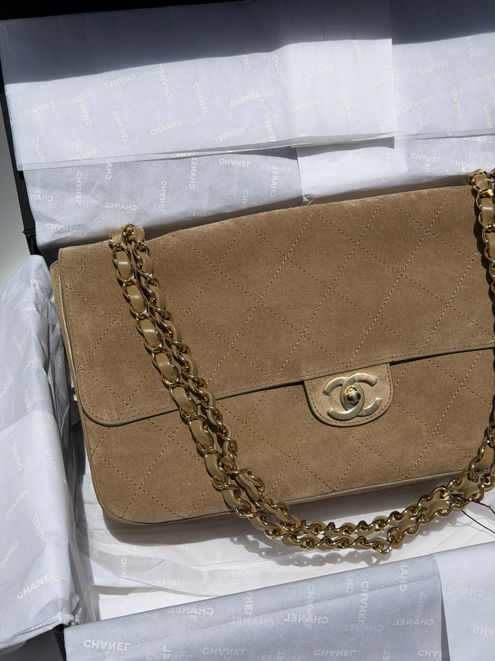 Chanel Maxi Flap Bag Beige Souplissimo Suede Calfskin Gold Tone Hardware 2026