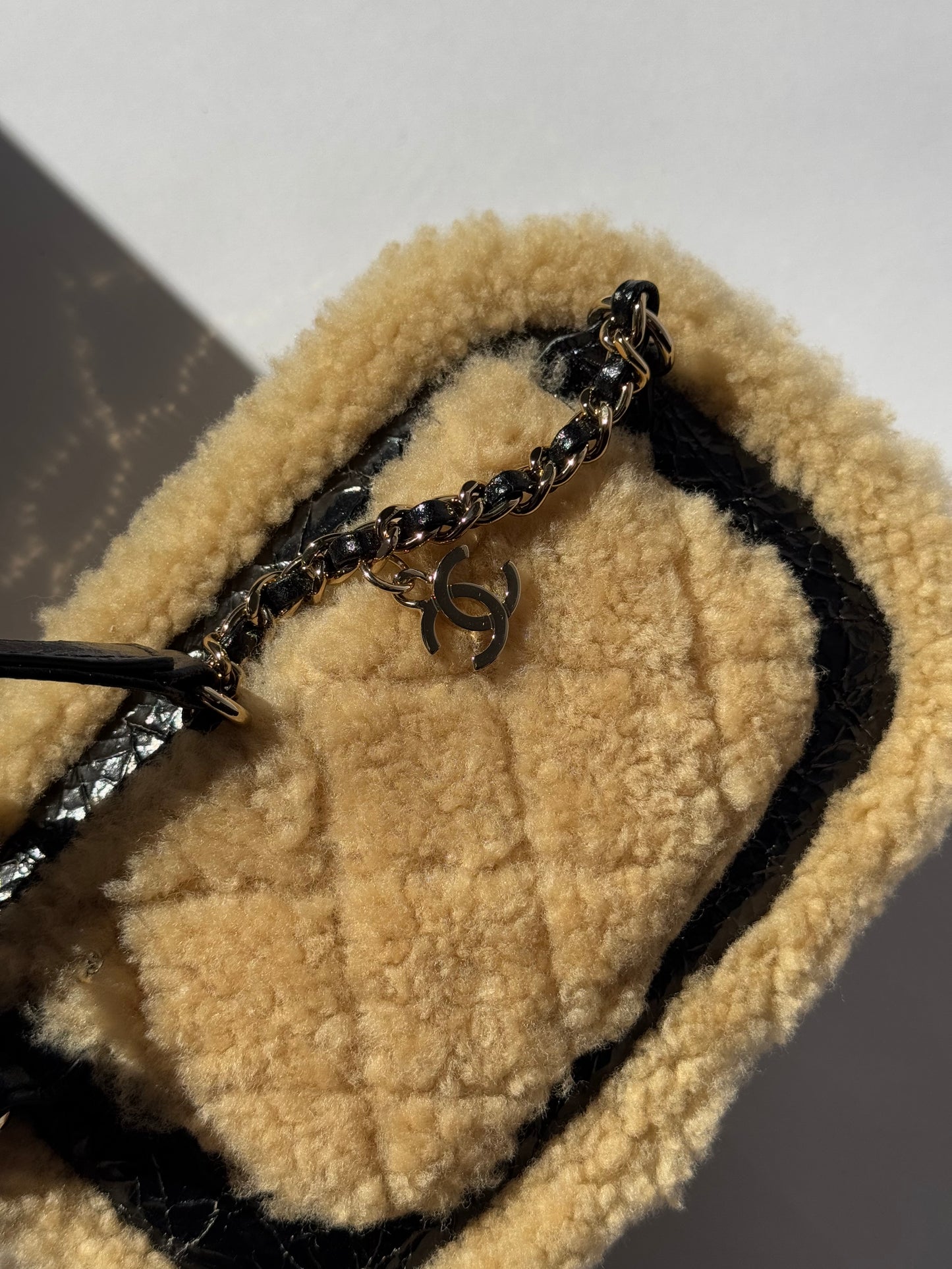 Chanel Shiny Crumpled Sheepskin Shearling CC Mania Waist Bag