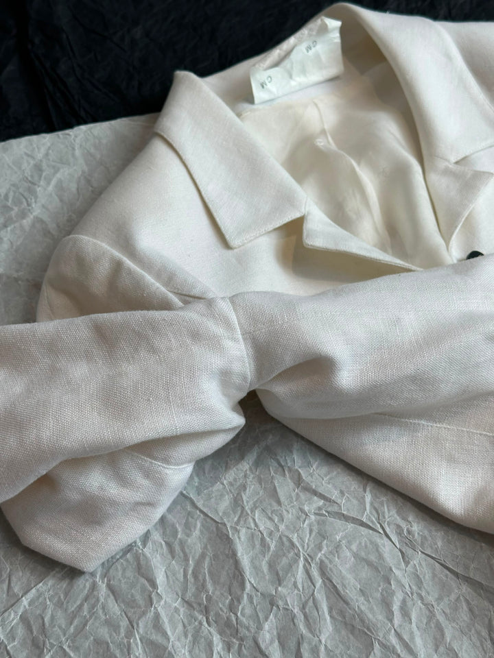Chanel CC Logo White Linen Runway Jacket 1995
