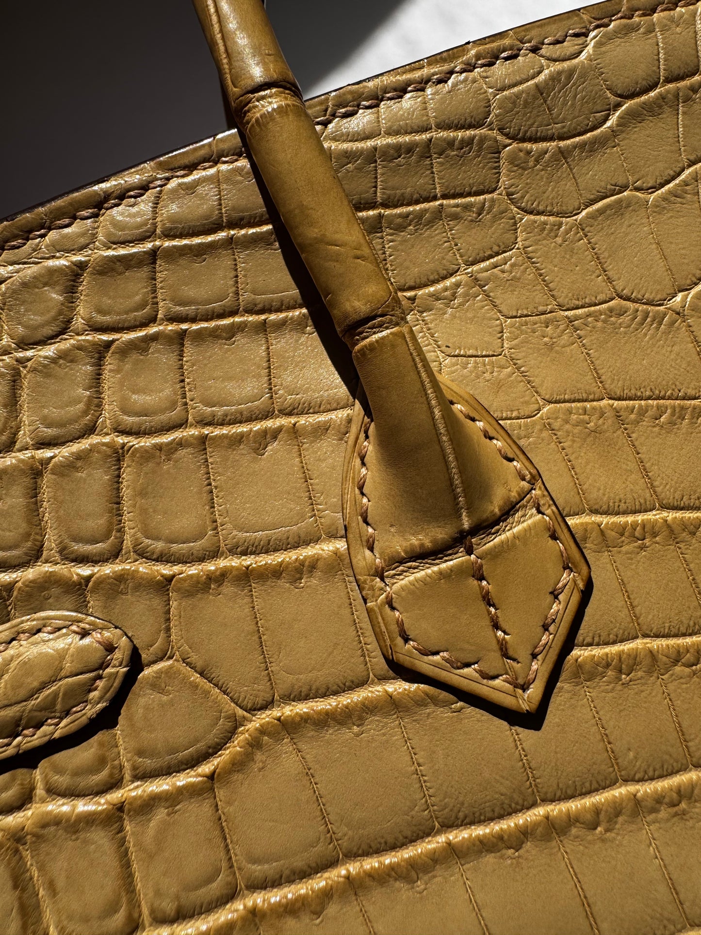 Hermes Matte Crocodile Poussiere Birkin 25 PHW