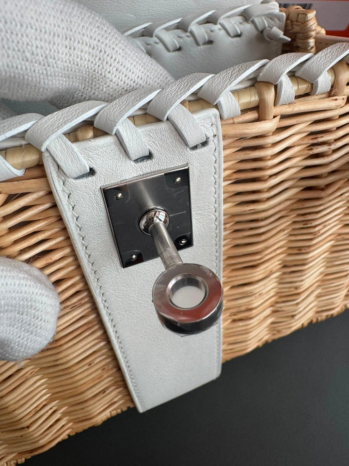 Hermès Mini Kelly Picnic Wicker New White Palladium Hardware 2020