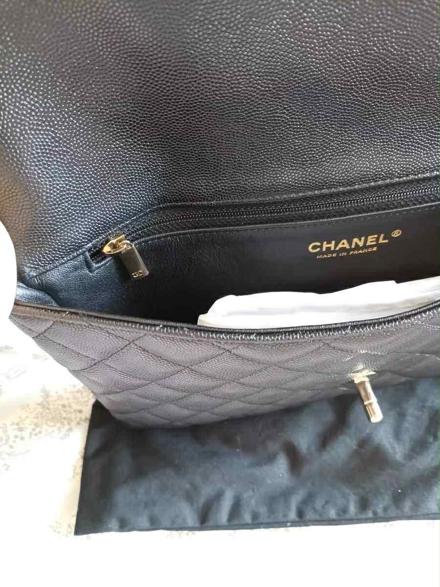 Chanel 18B Black Classic Quilted Caviar Clutch