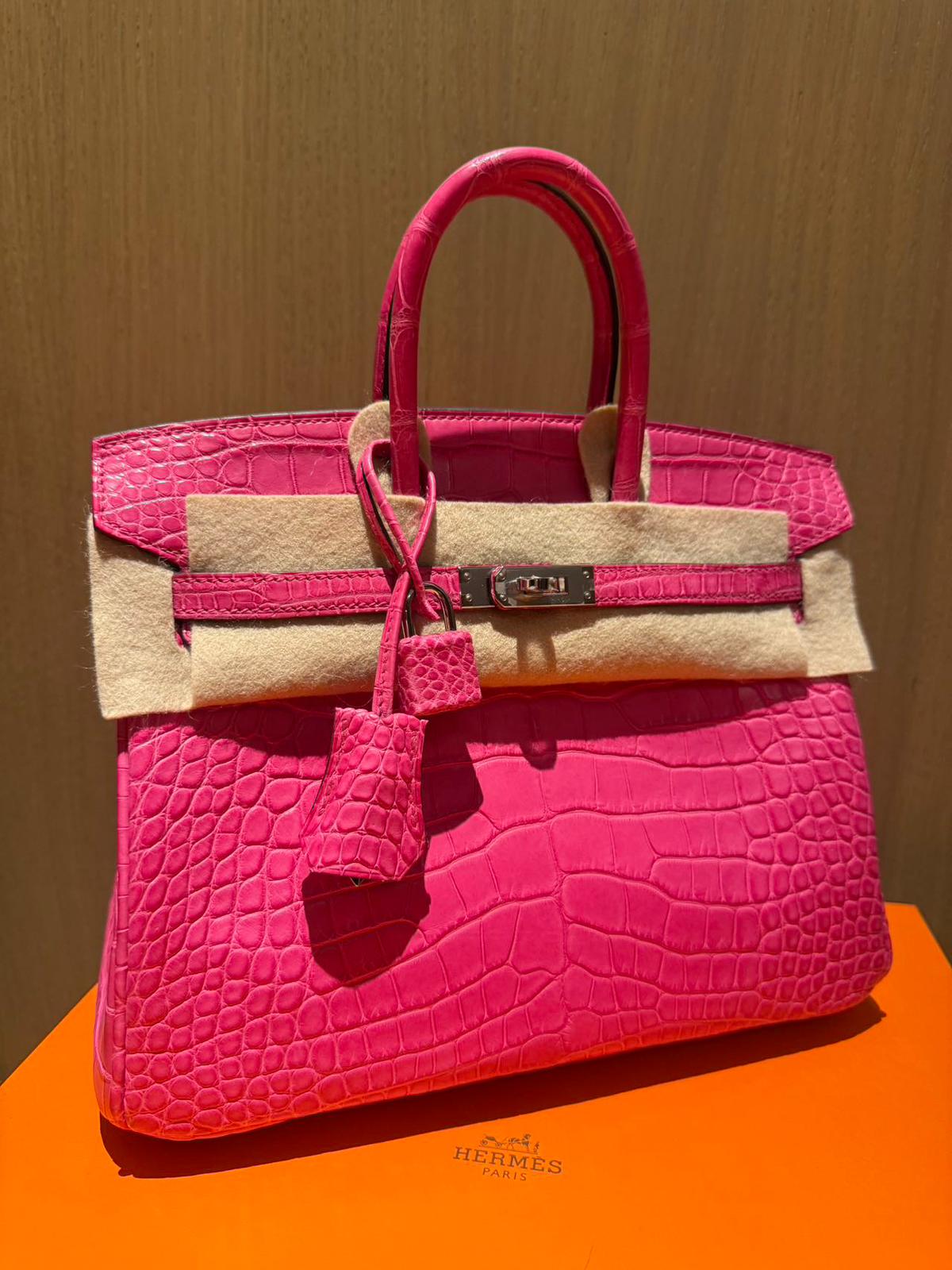 Hermes Rose Shocking Matte Alligator Birkin 25