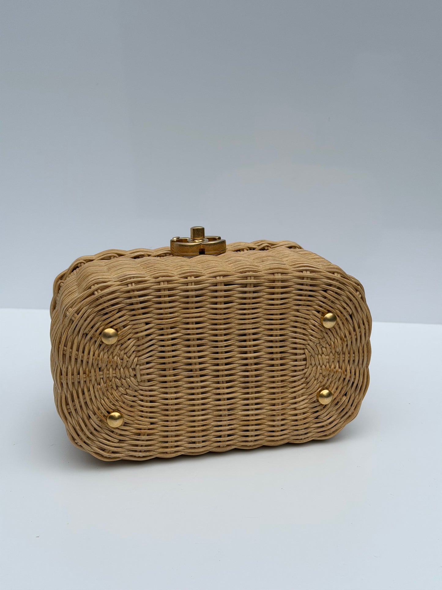 Chanel Cruise 2025/26 Braided Rattan Vanity Case