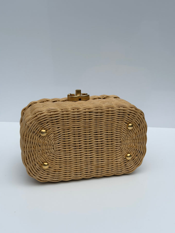 Chanel Cruise 2025/26 Braided Rattan Vanity Case