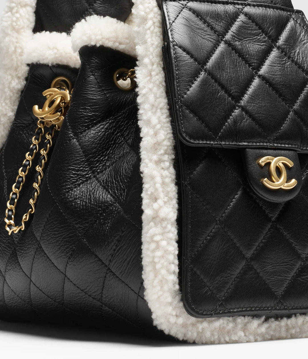 Chanel 25 Crumpled Shearling Sheepskin Small Hobo Bag