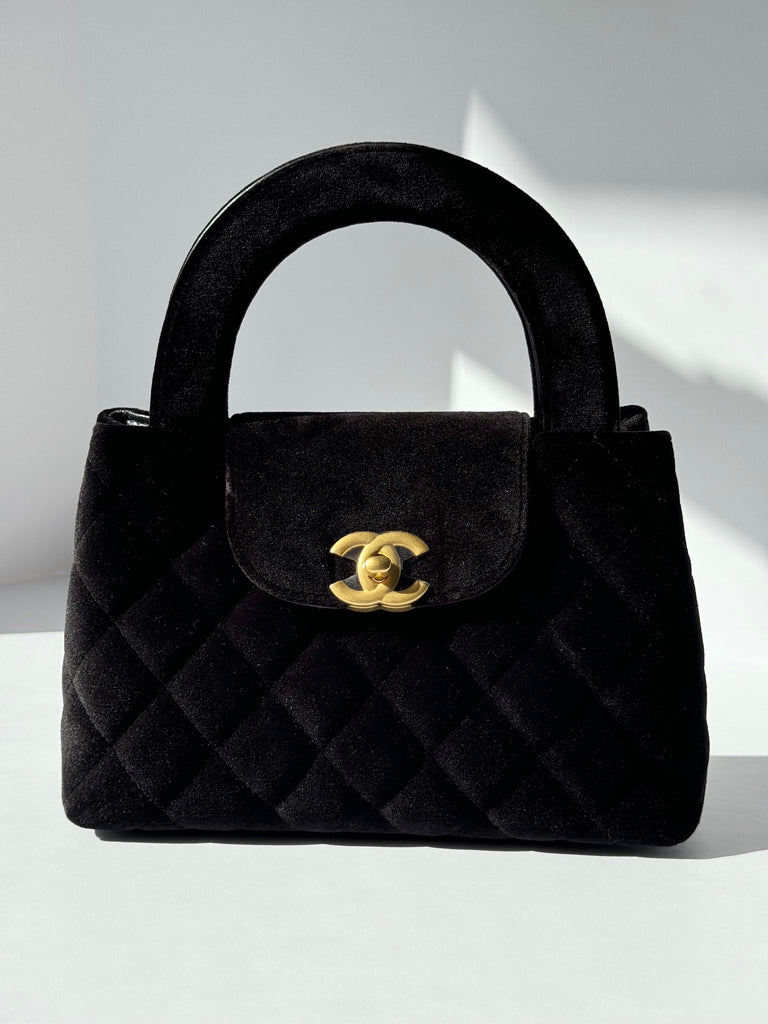 chanel mini velvet backpack 2024 Black Kelly Model:KB-C-802ML Gomexus Aluminum Power Handle one on the rear style=Duffels