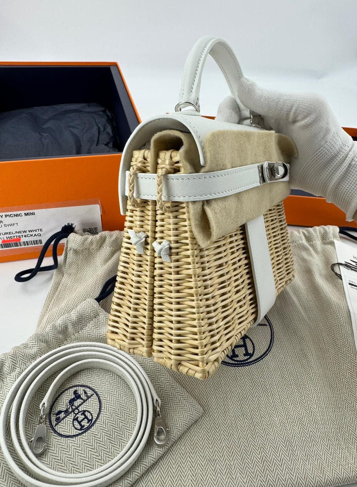 Hermès Mini Kelly Picnic Wicker New White Palladium Hardware 2023