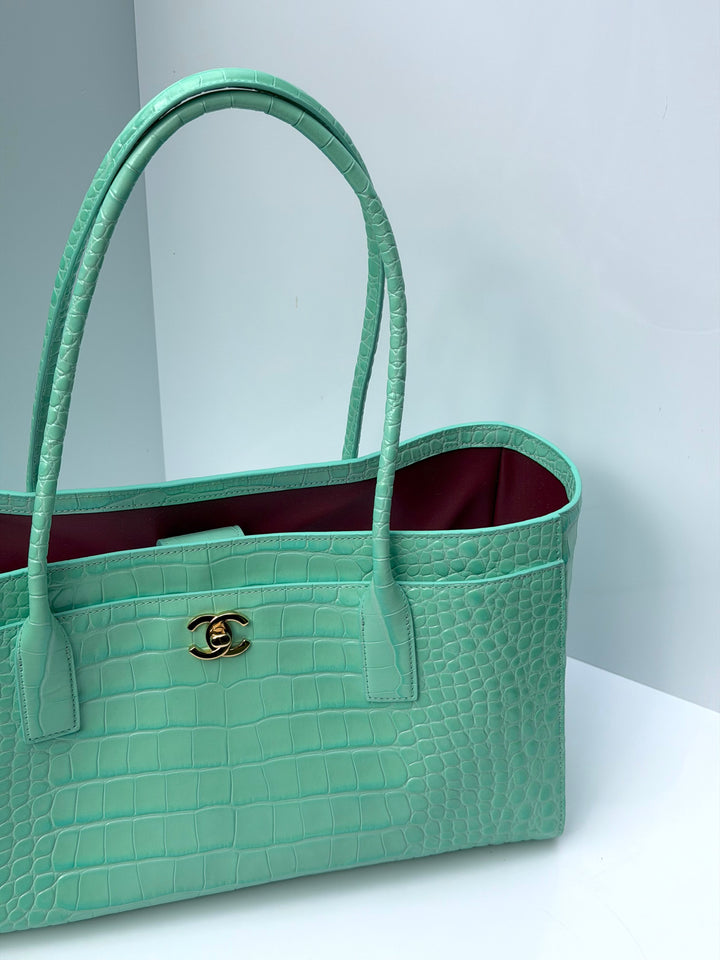 Chanel Small Shopping Bag Crocodile Embossed Calfskin Green 2026