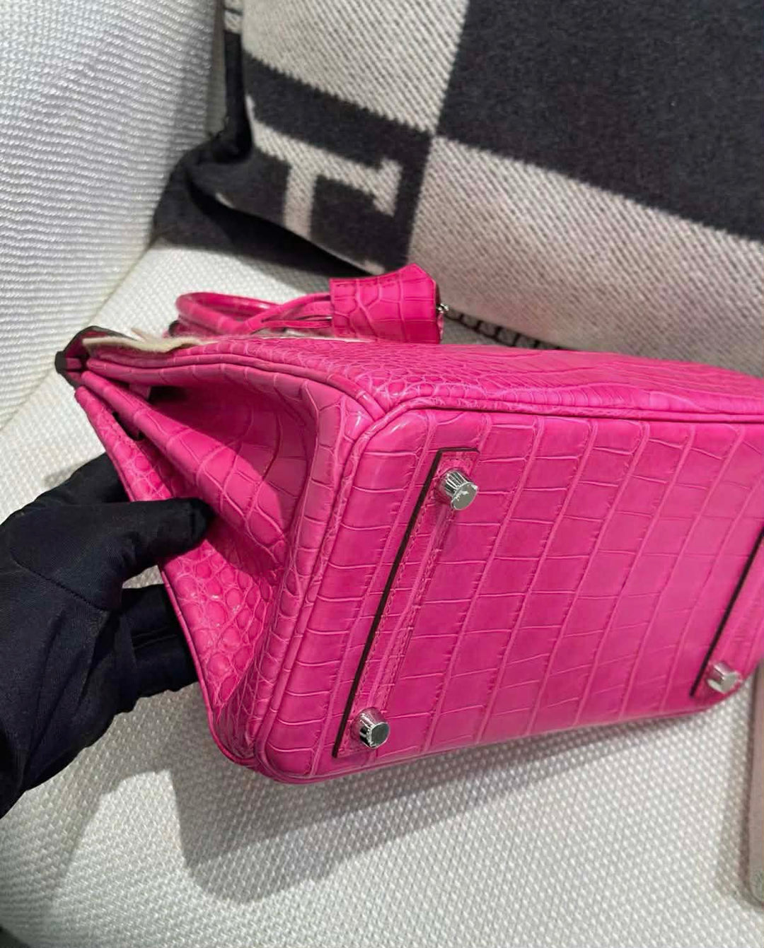 Hermès Birkin 25 Matte Alligator Rose Shocking Palladium Hardware