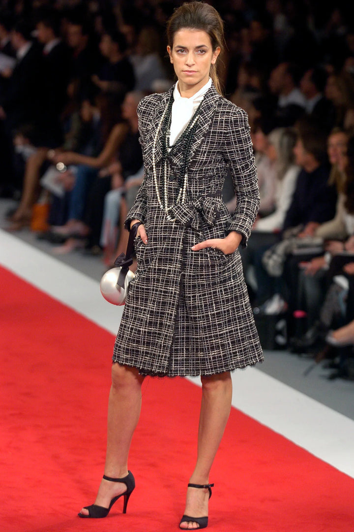 Chanel Runway Pearl Clutch Champagne Gold Lucite Black Ribbon Gold Hardware 2005