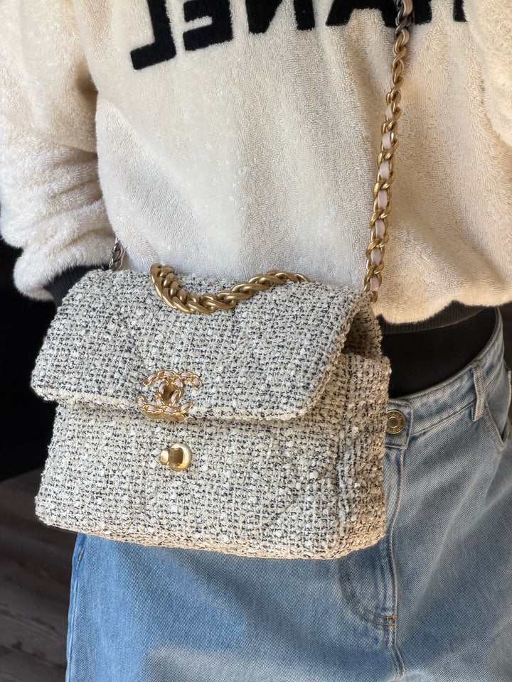 Chanel Small Houndstooth 19 Flap Bag
