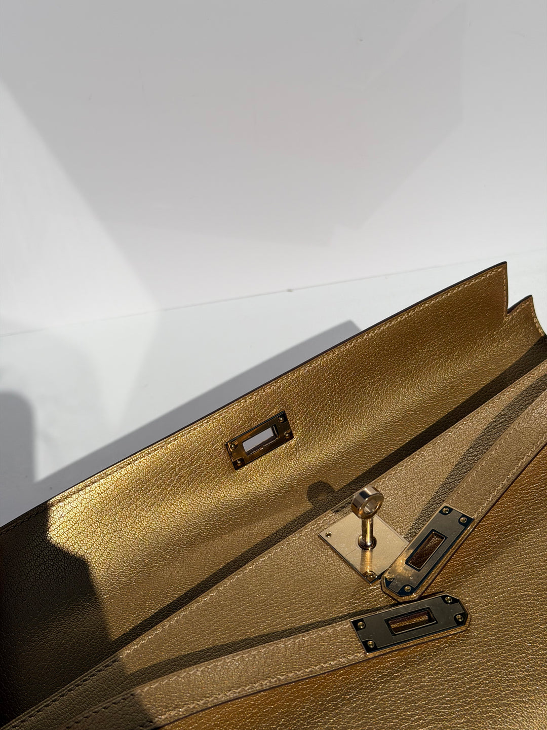 Hermes Kelly Cut Gold Metallic Chevre Dore