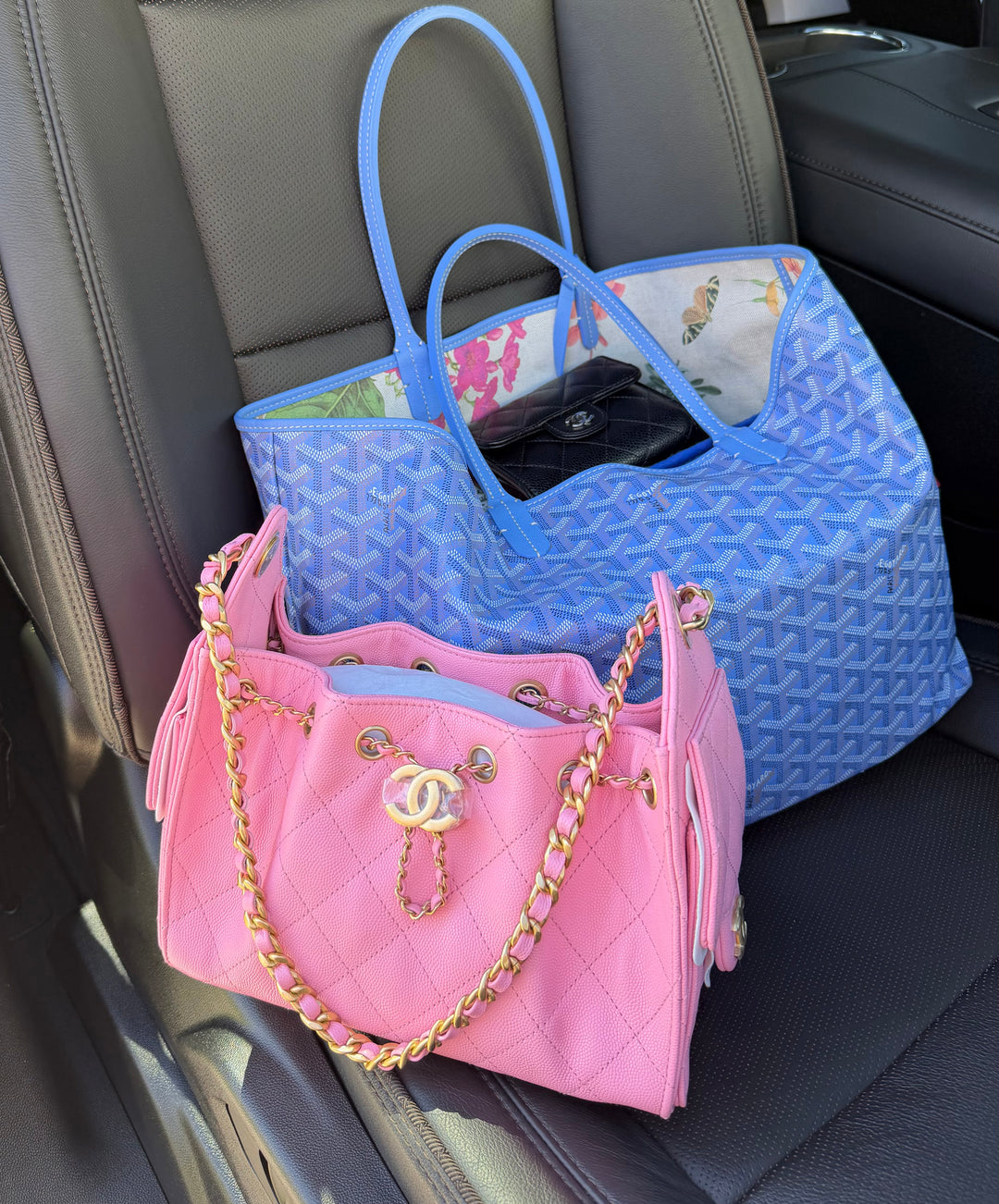 Chanel Mini 25 Hobo Bag Caviar Leather Bubblegum Pink Antique Gold Hardware 2026