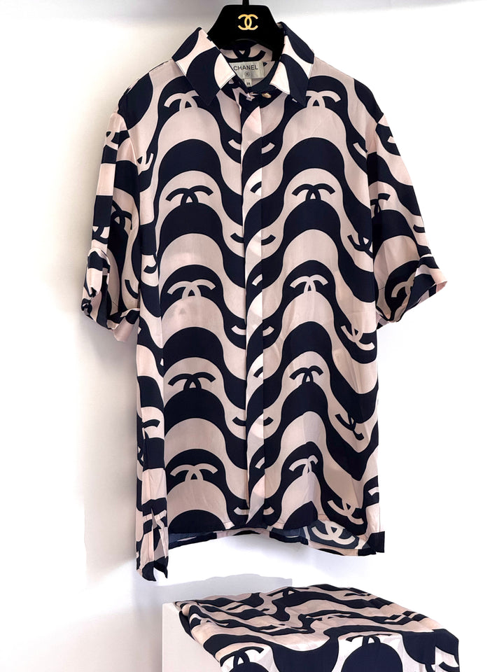 Chanel 2021 Navy/Pink Silk Wave Shirt & Pants Set