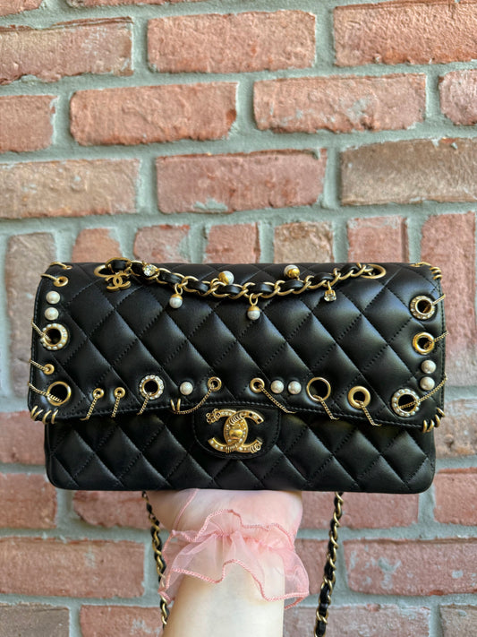 CHANEL 2019 PIERCING CHARMS BLACK MEDIUM CLASSIC DOUBLE FLAP BAG