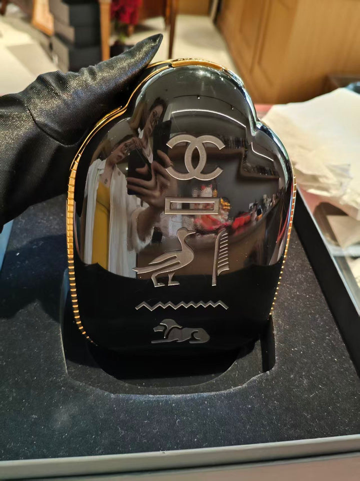 Chanel 2019 Scarab Minaudière Pre-Fall Métiers d’Art