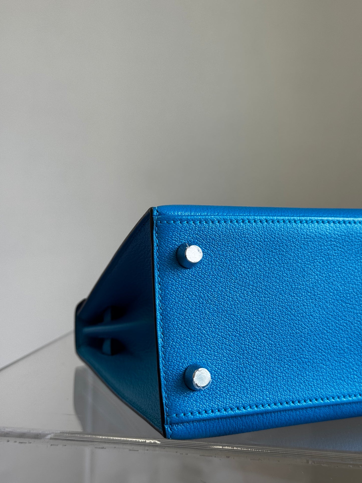 Hermes Bleu Frida Chèvre Kelly 25 Sellier