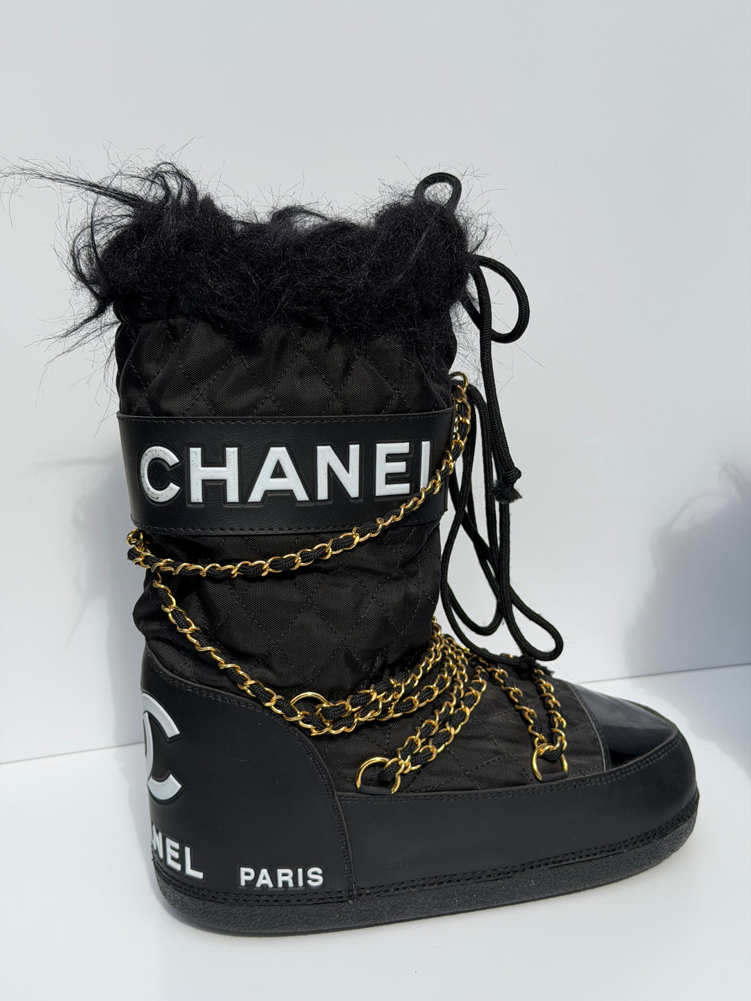 Chanel Apres Ski Moon Boots Black White 1993