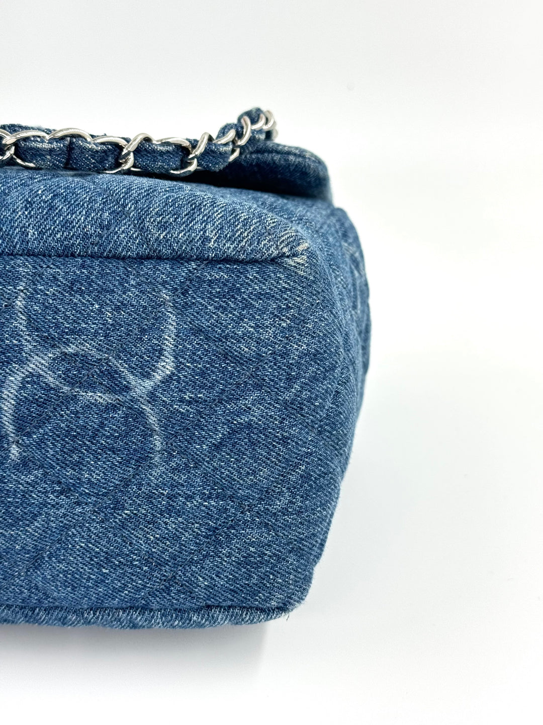 Chanel Jumbo Denim CC Flap Bag