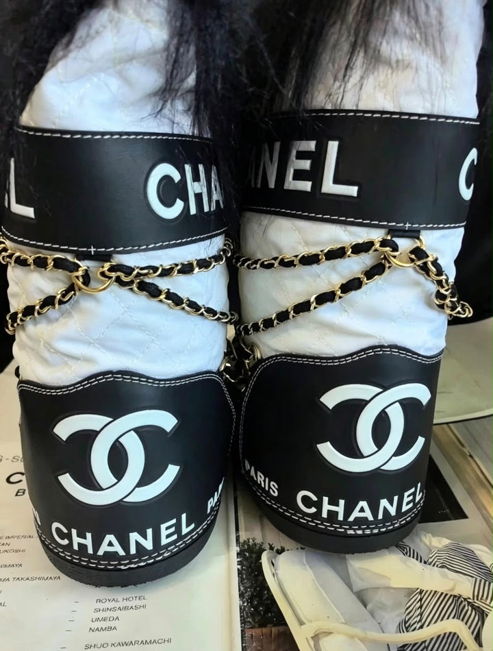 Chanel Apres Ski Moon Boots Black White 1993