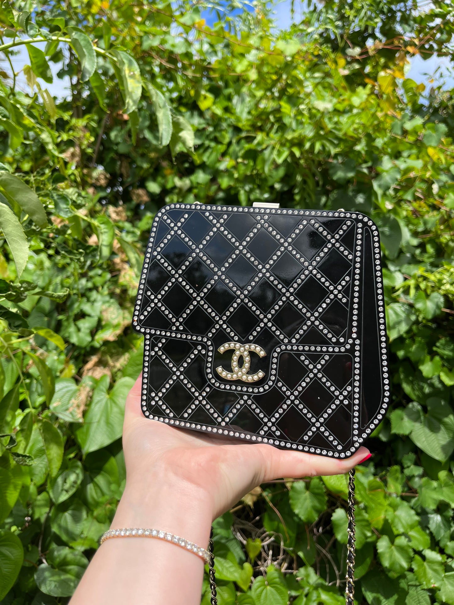 Limited edition Chanel Runway Black Resin Crystal Pearl Evening Clutch Shoulder Box