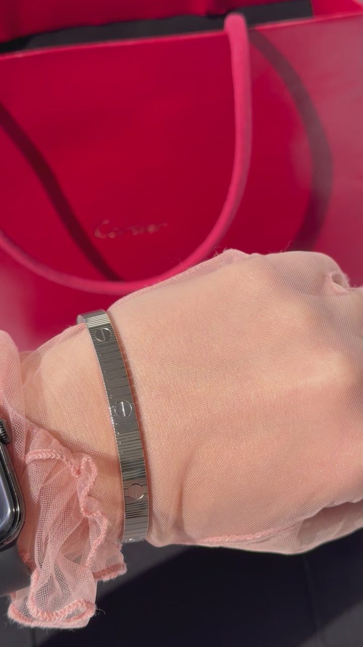 Cartier LOVE Unlimited Flexible Bracelet 18K White Gold
