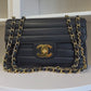 RARE CHANEL 1996 VINTAGE Caviar BLACK HORIZONTAL JUMBO CLASSIC FLAP BAG