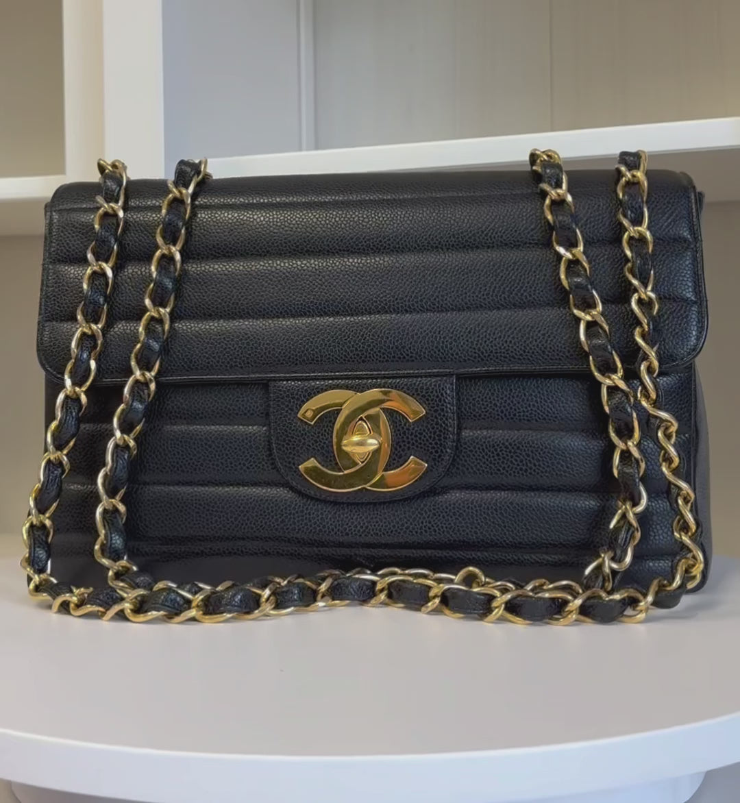 RARE CHANEL 1996 VINTAGE Caviar BLACK HORIZONTAL JUMBO CLASSIC FLAP BAG