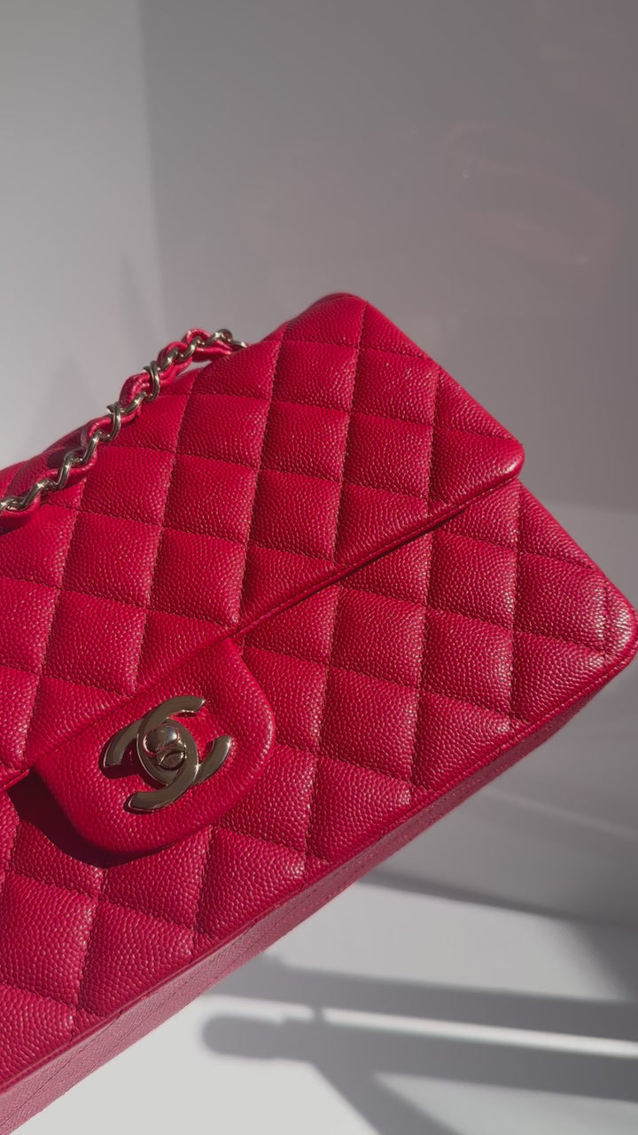 Chanel Medium Classic Double Flap Caviar Red Light Gold Hardware 2021