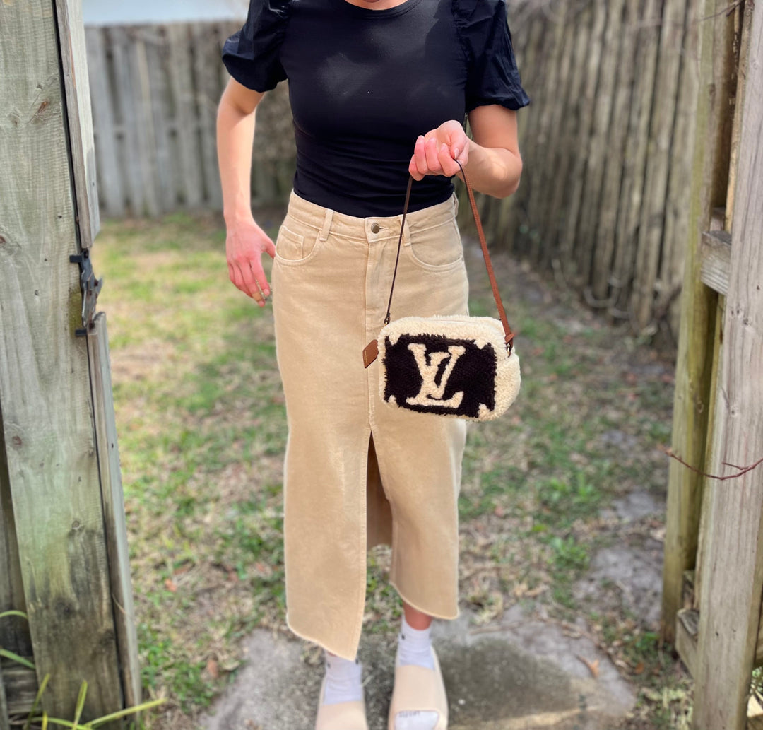 Louis Vuitton 2019 Monogram Teddy Beach Pouch