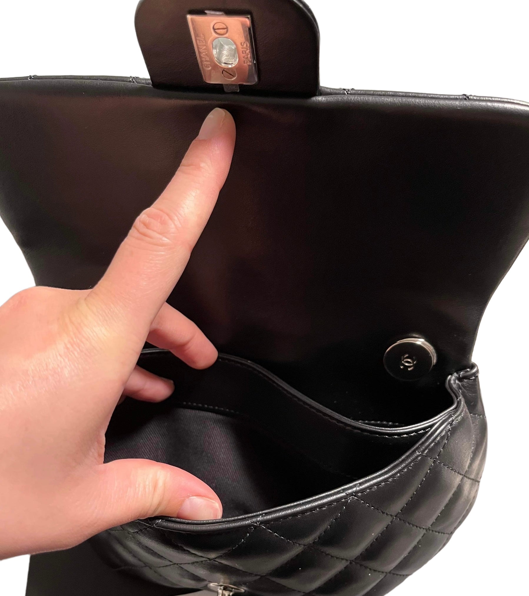 chanel belt bag black