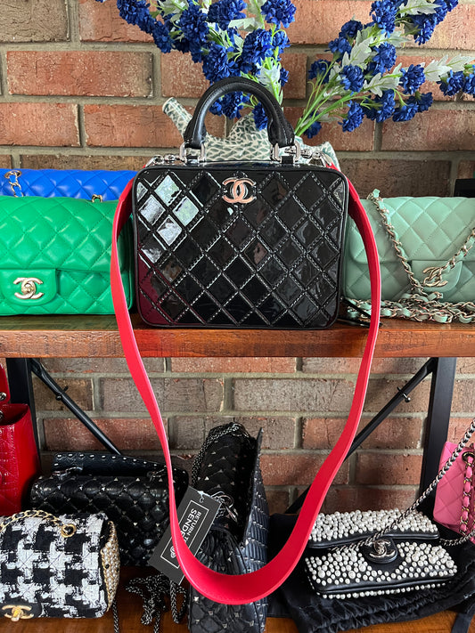 Chanel Patent Small Vanity Case With Large Logo Strap