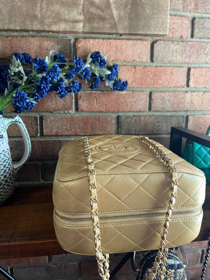 Chanel 2015 Paris Dubai Night Gas Tank Jerry Can Statement Bag Collector's Item